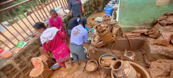 Powódź w Nepalu: wesprzyj cierpiących i pomóż rodzinom w walce z kataklizmem pomoc ubogim Maitri Adopcja Serca 03